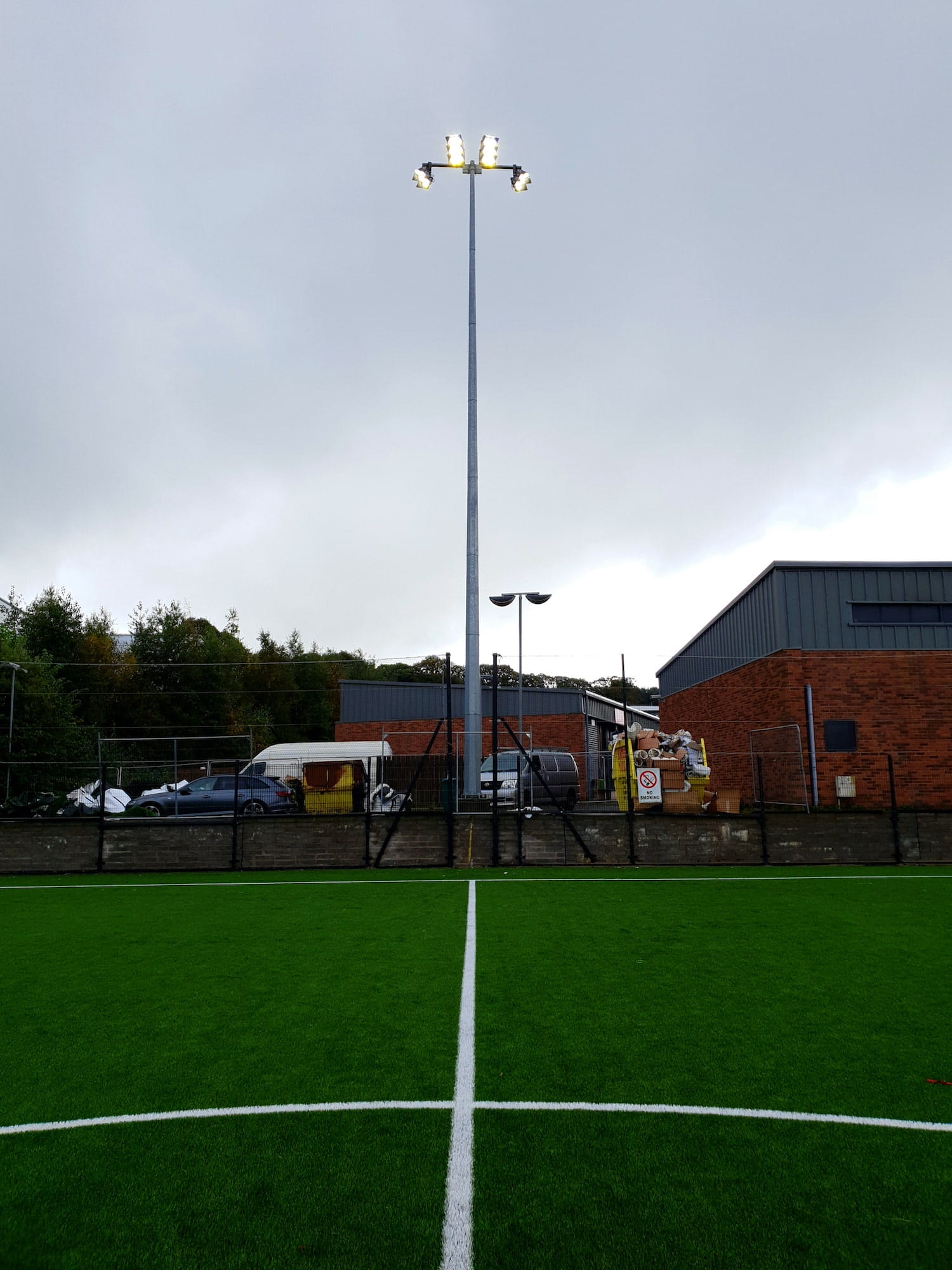 Turn iluminat stadion